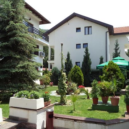 Hotel Dva Bisera Lagadin Kültér fotó
